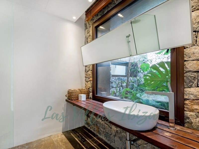 4 bedroom Villa for sale in San Jose / Sant Josep de Sa Talaia with pool garage - € 3,700,000 (Ref: 8847892)