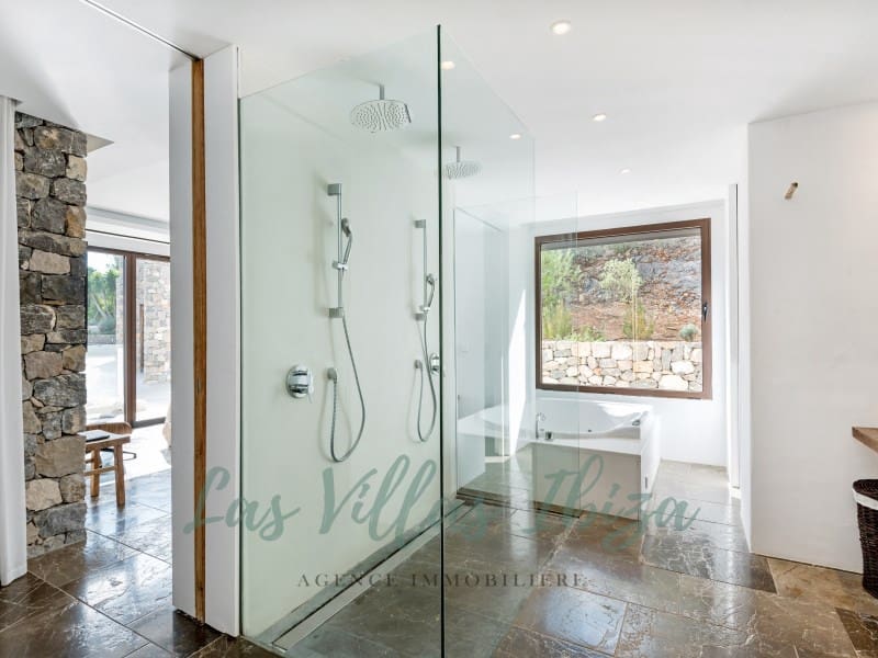 4 bedroom Villa for sale in San Jose / Sant Josep de Sa Talaia with pool garage - € 3,700,000 (Ref: 8847892)
