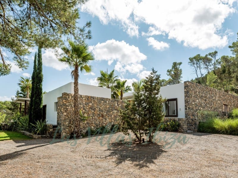 4 bedroom Villa for sale in San Jose / Sant Josep de Sa Talaia with pool garage - € 3,700,000 (Ref: 8847892)