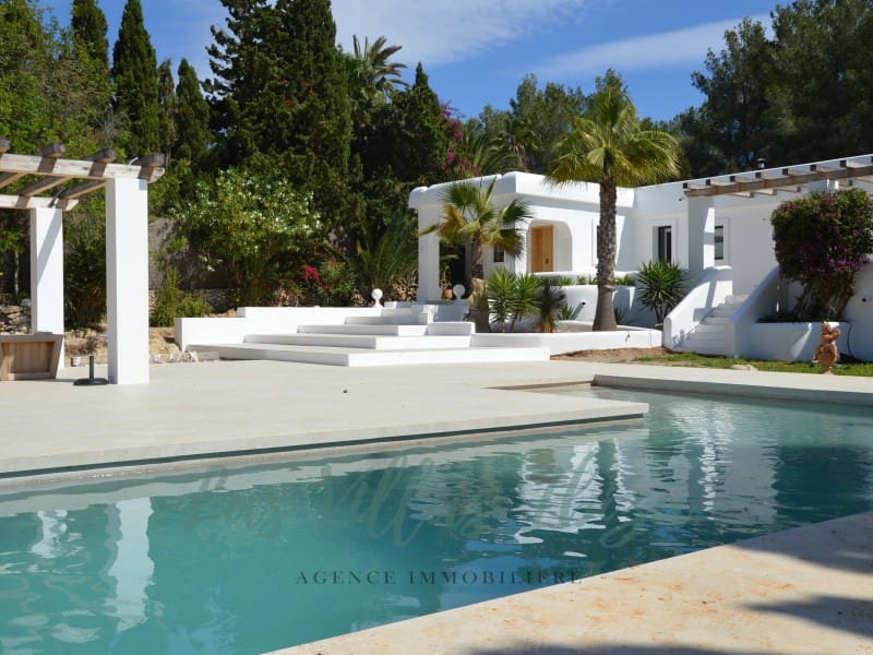 5 sovrum Villa till salu i Nuestra Senora de Jesus med pool - 2 990 000 € (Ref: 8895016)