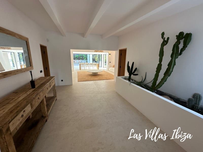 5 sovrum Villa till salu i Nuestra Senora de Jesus med pool - 2 990 000 € (Ref: 8895016)