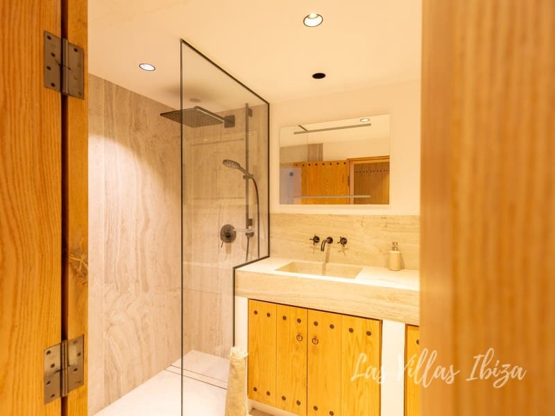 5 sovrum Villa till salu i Nuestra Senora de Jesus med pool - 2 990 000 € (Ref: 8895016)