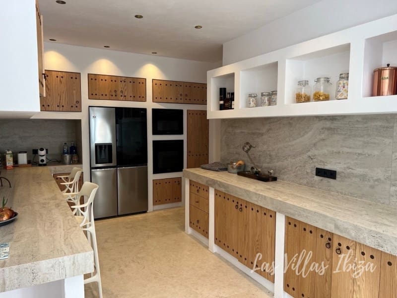 5 chambre Villa/Maison à vendre à Nuestra Senora de Jesus avec piscine - 2 990 000 € (Ref: 8895016)