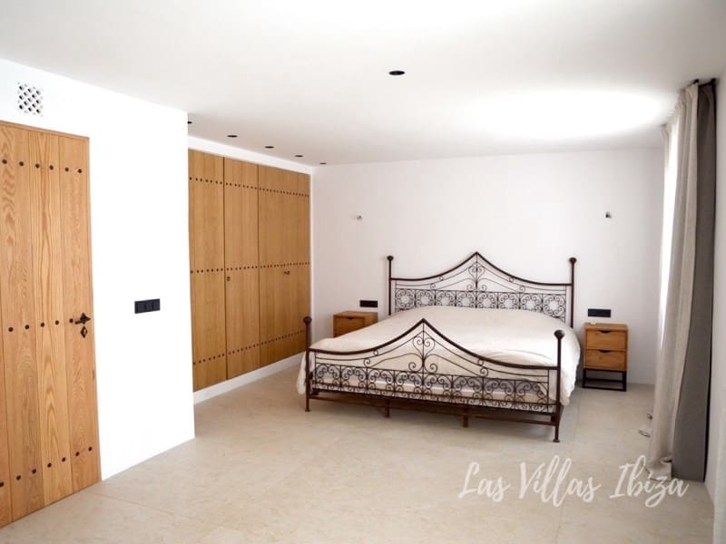 5 chambre Villa/Maison à vendre à Nuestra Senora de Jesus avec piscine - 2 990 000 € (Ref: 8895016)