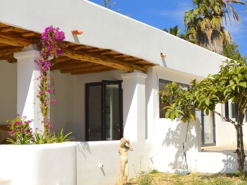 5 chambre Villa/Maison à vendre à Nuestra Senora de Jesus avec piscine - 2 990 000 € (Ref: 8895016)