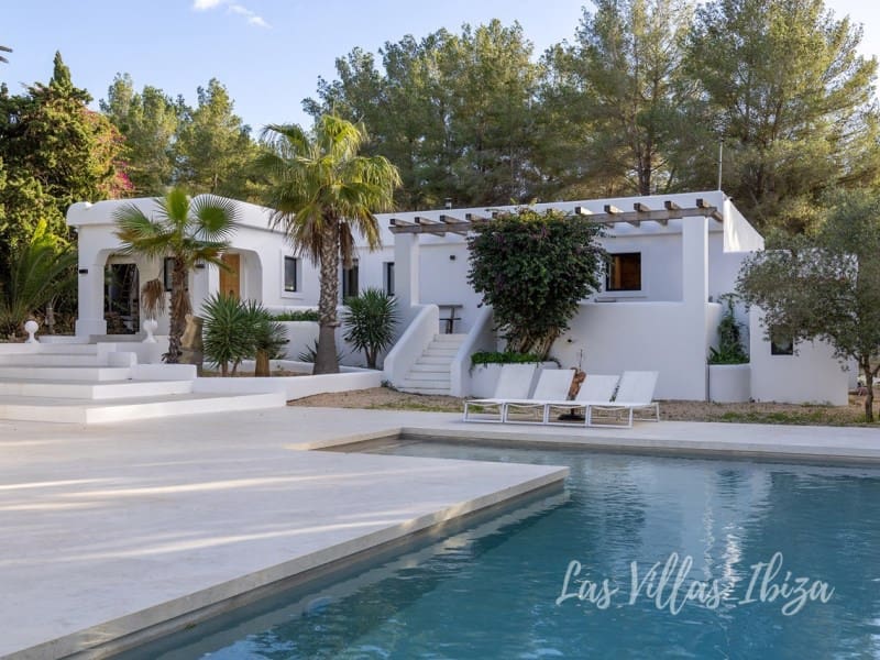 5 chambre Villa/Maison à vendre à Nuestra Senora de Jesus avec piscine - 2 990 000 € (Ref: 8895016)