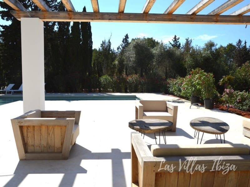 5 chambre Villa/Maison à vendre à Nuestra Senora de Jesus avec piscine - 2 990 000 € (Ref: 8895016)