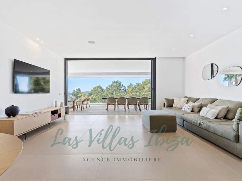 4 bedroom Apartment for sale in Nuestra Senora de Jesus with garage - € 2,750,000 (Ref: 8896864)