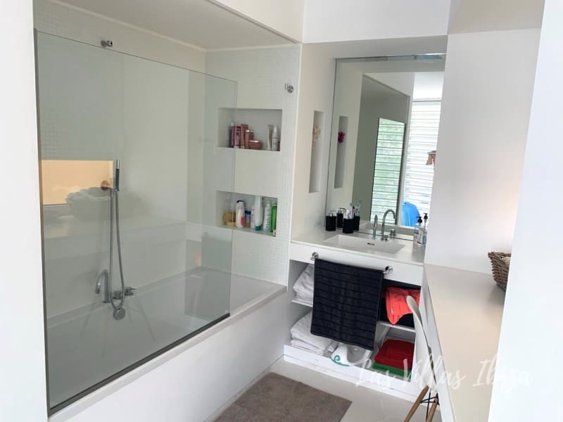 2 bedroom Apartment for sale in Ibiza / Eivissa town with pool garage - € 1,365,000 (Ref: 8916263)