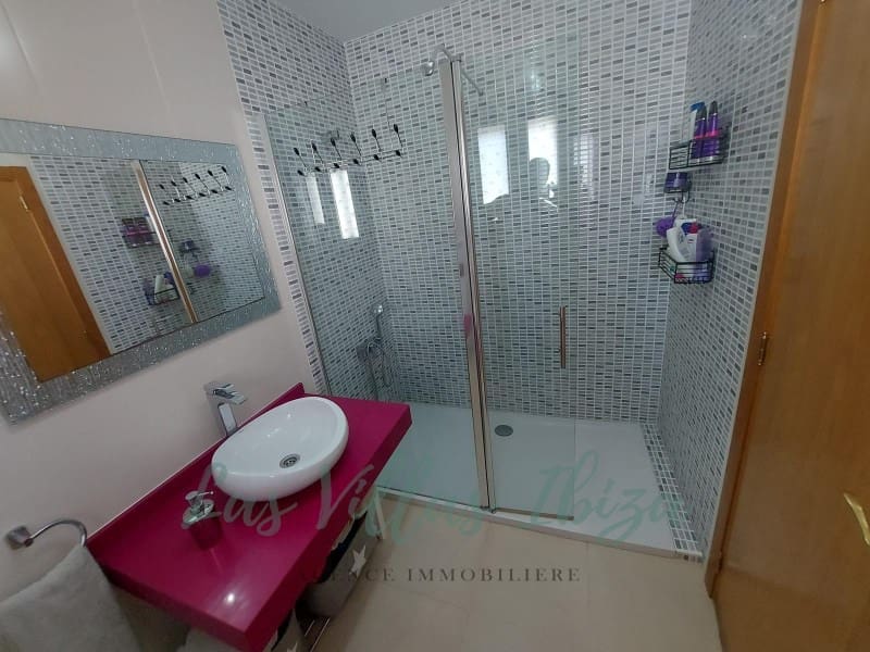 3 soveværelse Lejlighed til salg i Sant Rafael de Sa Creu med garage - € 890.000 (Ref: 8916726)