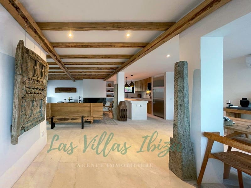4 soverom Villa til salgs i Ibiza by med svømmebasseng - € 2 450 000 (Ref: 9200954)