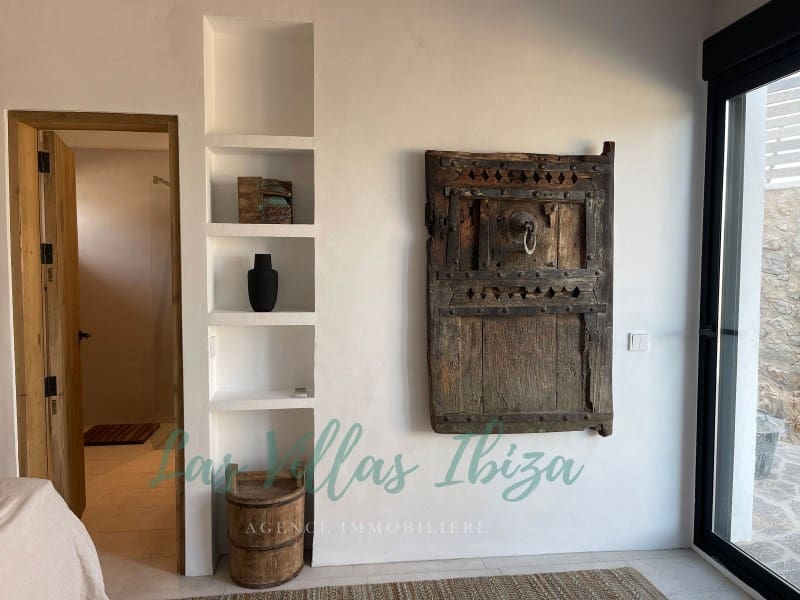 4 soverom Villa til salgs i Ibiza by med svømmebasseng - € 2 450 000 (Ref: 9200954)