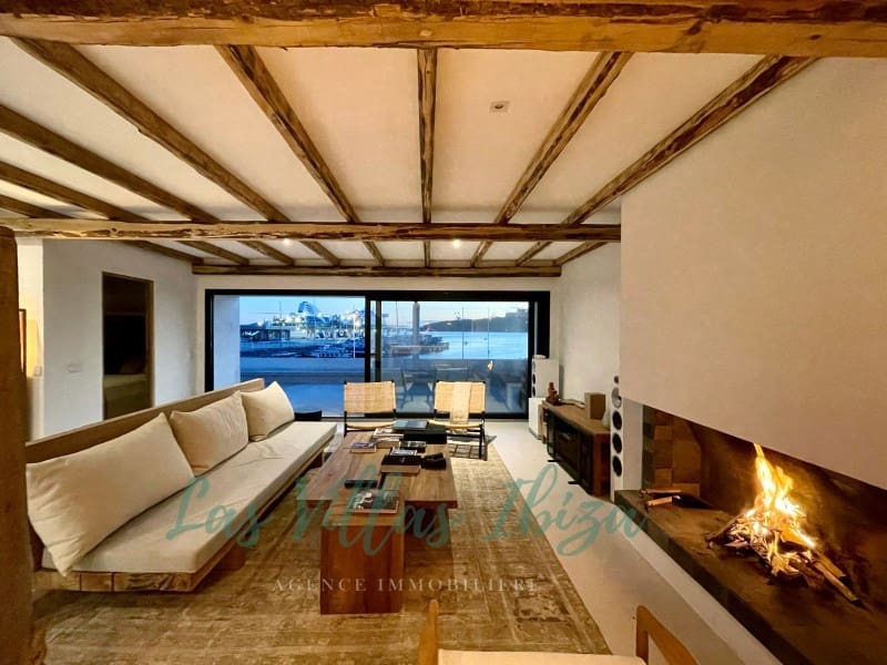 4 soverom Villa til salgs i Ibiza by med svømmebasseng - € 2 450 000 (Ref: 9200954)