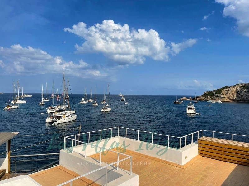 4 soverom Villa til salgs i Ibiza by med svømmebasseng - € 2 450 000 (Ref: 9200954)