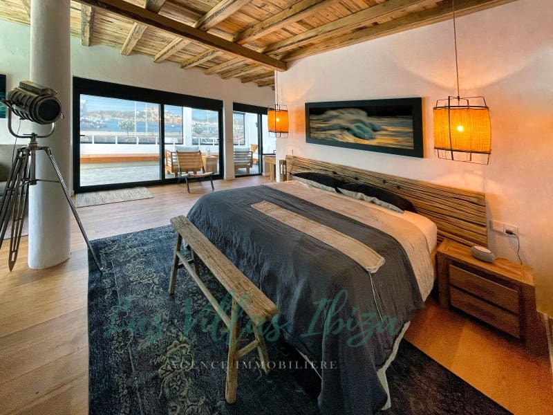 4 soverom Villa til salgs i Ibiza by med svømmebasseng - € 2 450 000 (Ref: 9200954)