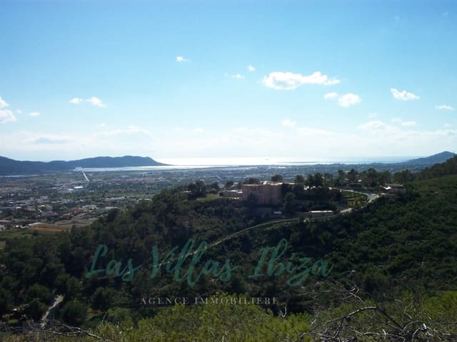 Grunde uden byggetilladelser til salg i Ibiza by - € 3.070.000 (Ref: 9200955)