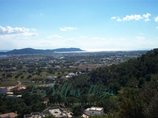 Grunde uden byggetilladelser til salg i Ibiza by - € 3.070.000 (Ref: 9200955)