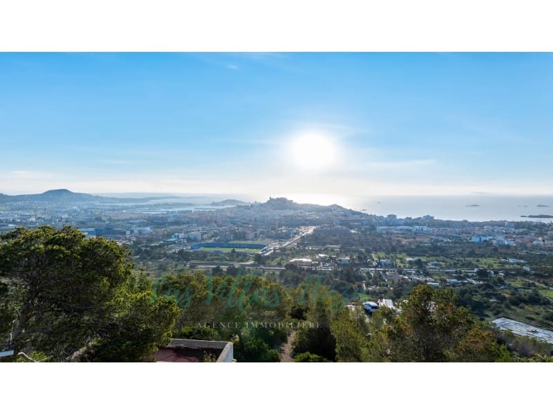 Rakentamaton maa myytävänä paikassa Ibiza kaupunki - 3 200 000 € (Ref: 9202746)