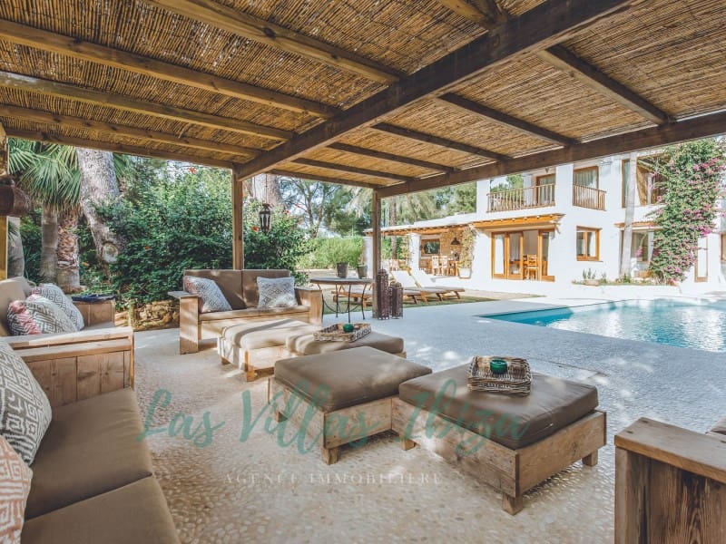 5 soverom Villa til salgs i Es Cubells med svømmebasseng garasje - € 5 800 000 (Ref: 9220363)