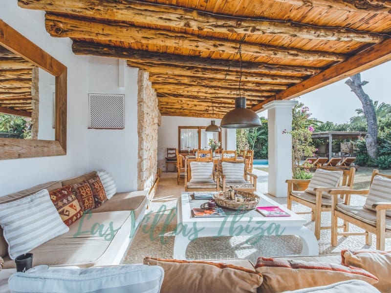 5 soverom Villa til salgs i Es Cubells med svømmebasseng garasje - € 5 800 000 (Ref: 9220363)