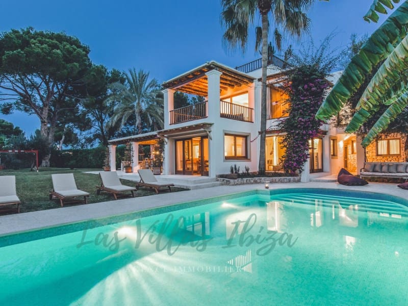 5 soverom Villa til salgs i Es Cubells med svømmebasseng garasje - € 5 800 000 (Ref: 9220363)
