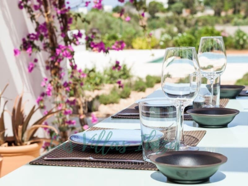 4 bedroom Villa for sale in Santa Gertrudis de Fruitera with pool - € 5,590,000 (Ref: 9266505)