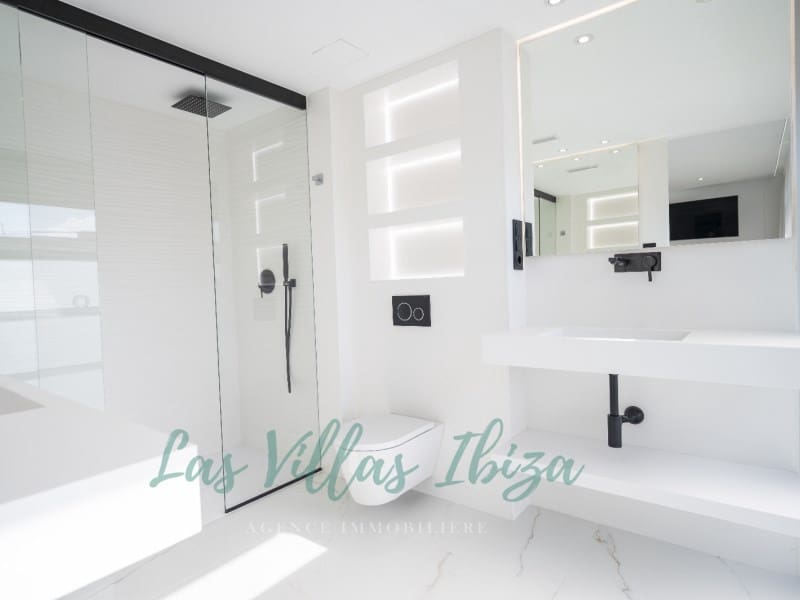 3 slaapkamer Flat te koop in Ibiza dorp - € 1.760.000 (Ref: 9272603)