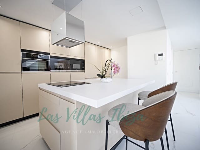 3 slaapkamer Flat te koop in Ibiza dorp - € 1.760.000 (Ref: 9272603)