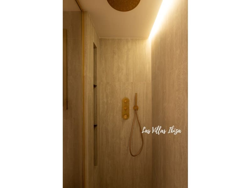 3 soveværelse Lejlighed til salg i Ibiza by med swimmingpool - € 3.900.000 (Ref: 9297199)