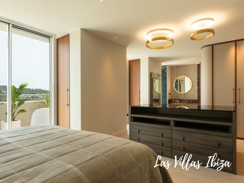 3 soveværelse Lejlighed til salg i Ibiza by med swimmingpool - € 3.900.000 (Ref: 9297199)