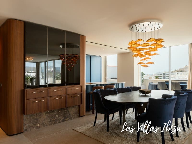 3 soveværelse Lejlighed til salg i Ibiza by med swimmingpool - € 3.900.000 (Ref: 9297199)