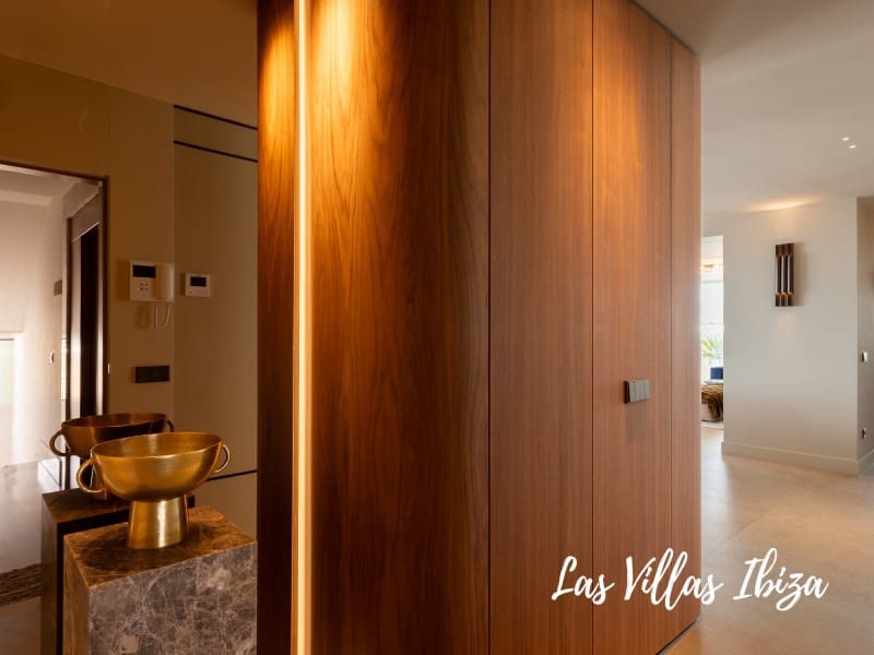 3 soveværelse Lejlighed til salg i Ibiza by med swimmingpool - € 3.900.000 (Ref: 9297199)