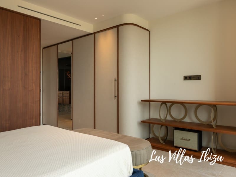 3 soveværelse Lejlighed til salg i Ibiza by med swimmingpool - € 3.900.000 (Ref: 9297199)