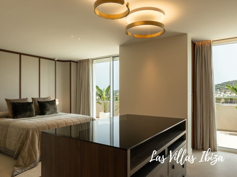 3 soveværelse Lejlighed til salg i Ibiza by med swimmingpool - € 3.900.000 (Ref: 9297199)