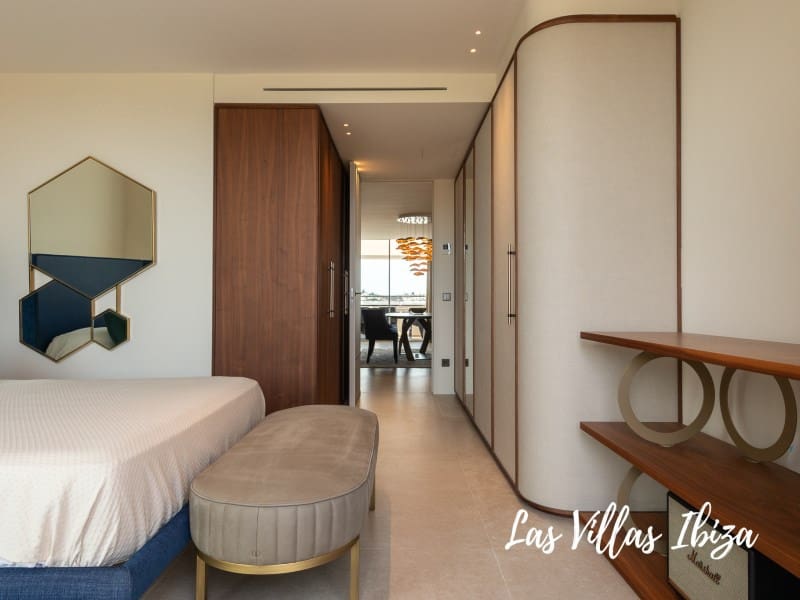 3 soveværelse Lejlighed til salg i Ibiza by med swimmingpool - € 3.900.000 (Ref: 9297199)