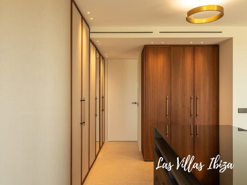 3 soveværelse Lejlighed til salg i Ibiza by med swimmingpool - € 3.900.000 (Ref: 9297199)