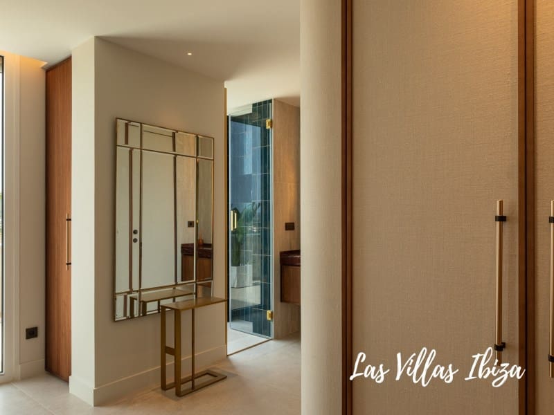 3 soveværelse Lejlighed til salg i Ibiza by med swimmingpool - € 3.900.000 (Ref: 9297199)