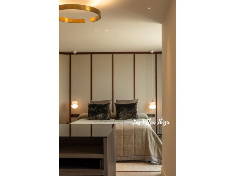 3 soveværelse Lejlighed til salg i Ibiza by med swimmingpool - € 3.900.000 (Ref: 9297199)