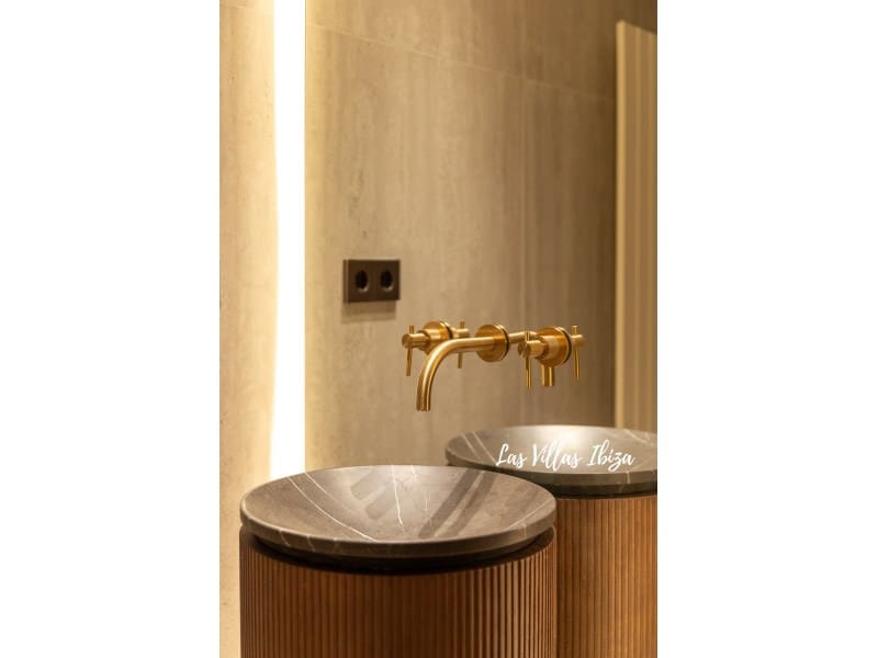 3 soveværelse Lejlighed til salg i Ibiza by med swimmingpool - € 3.900.000 (Ref: 9297199)