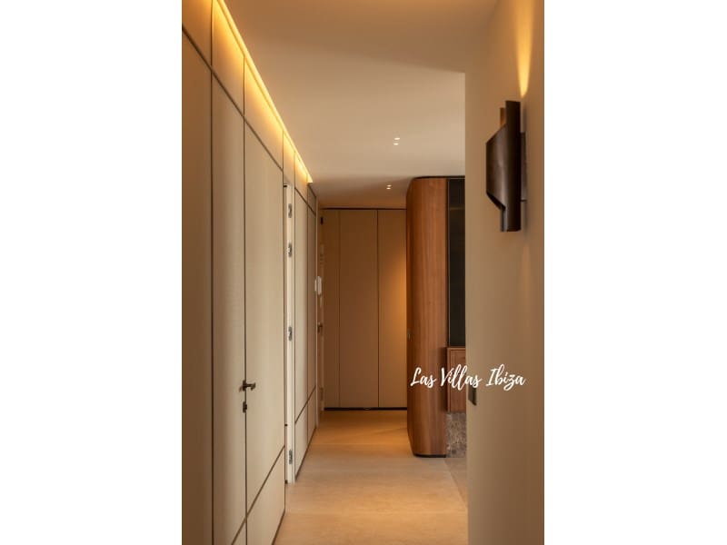 3 soveværelse Lejlighed til salg i Ibiza by med swimmingpool - € 3.900.000 (Ref: 9297199)
