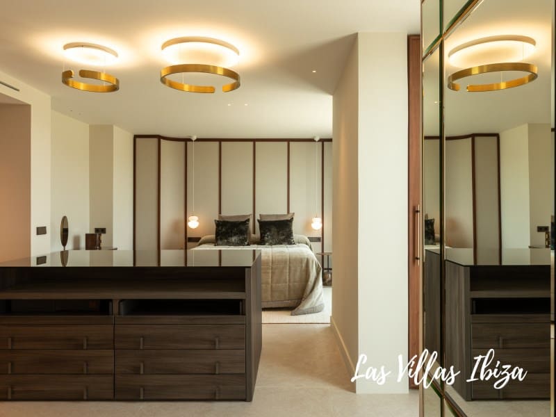 3 soveværelse Lejlighed til salg i Ibiza by med swimmingpool - € 3.900.000 (Ref: 9297199)