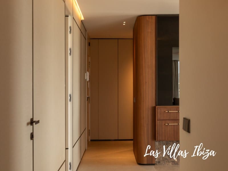 3 soveværelse Lejlighed til salg i Ibiza by med swimmingpool - € 3.900.000 (Ref: 9297199)