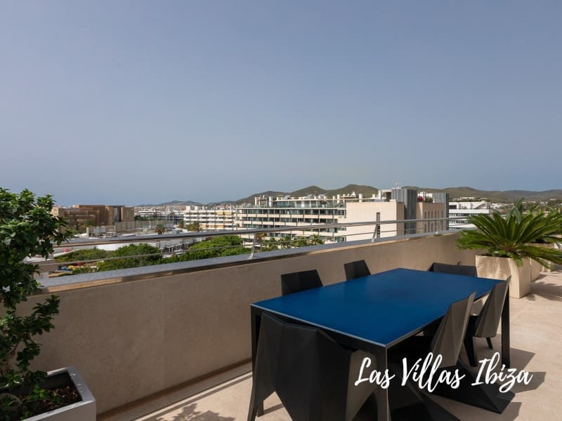 3 soveværelse Lejlighed til salg i Ibiza by med swimmingpool - € 3.900.000 (Ref: 9297199)