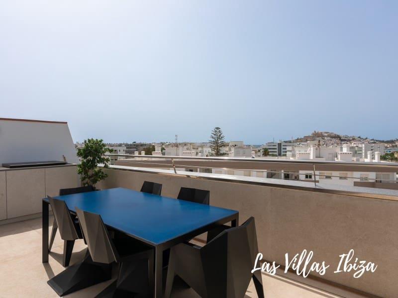 3 soveværelse Lejlighed til salg i Ibiza by med swimmingpool - € 3.900.000 (Ref: 9297199)