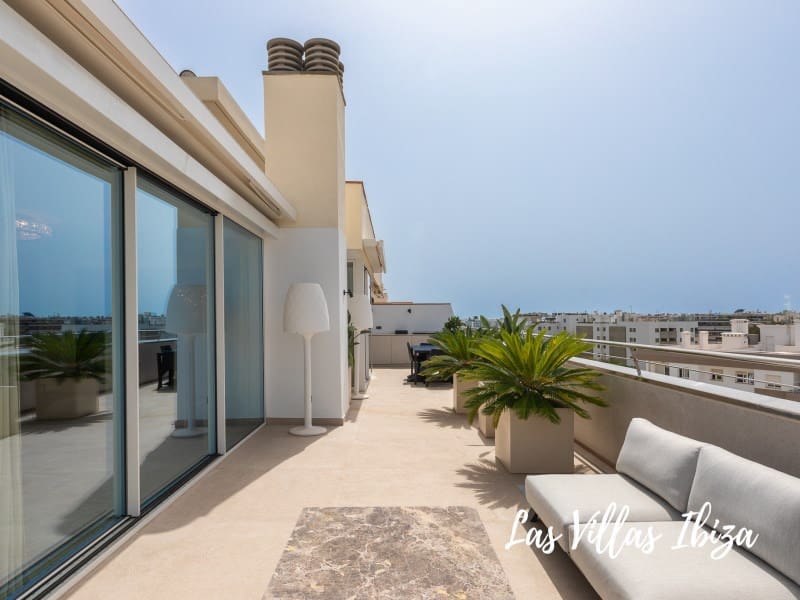 3 soveværelse Lejlighed til salg i Ibiza by med swimmingpool - € 3.900.000 (Ref: 9297199)