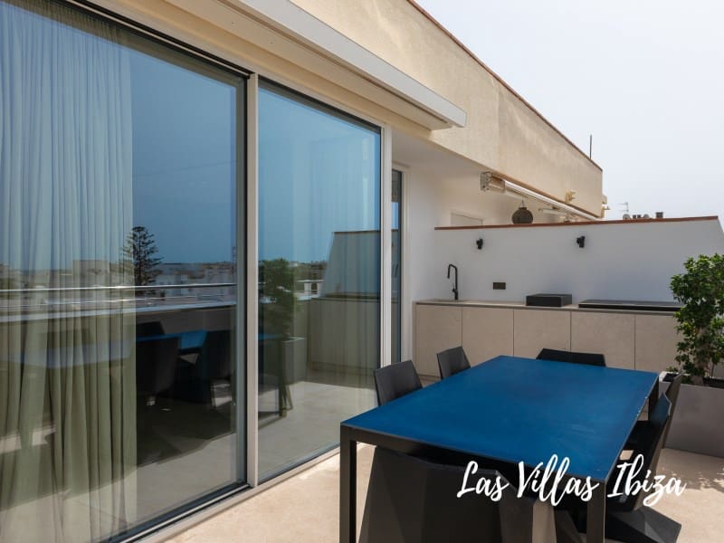 3 soveværelse Lejlighed til salg i Ibiza by med swimmingpool - € 3.900.000 (Ref: 9297199)