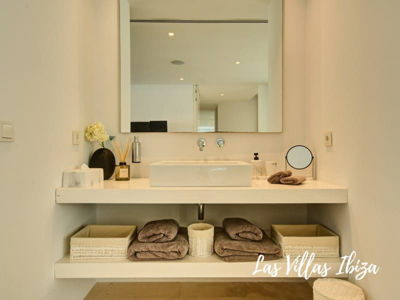 5 sypialnia Willa na sprzedaż w Cap Martinet z basenem garażem - 5 950 000 € (Ref: 9321703)