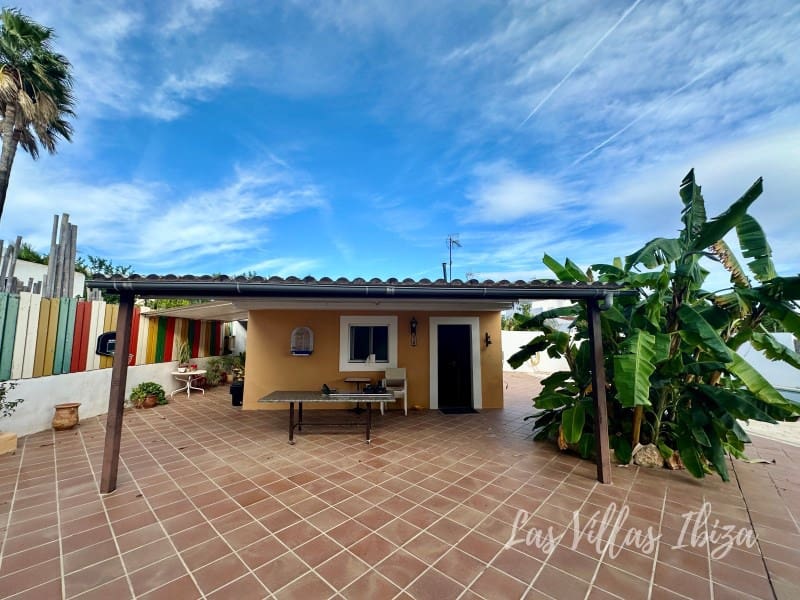 6 slaapkamer Villa te koop in Ibiza dorp met zwembad garage - € 2.165.000 (Ref: 9341204)