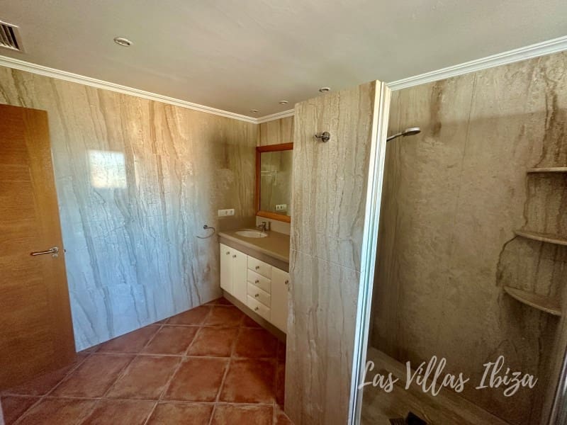 6 slaapkamer Villa te koop in Ibiza dorp met zwembad garage - € 2.165.000 (Ref: 9341204)