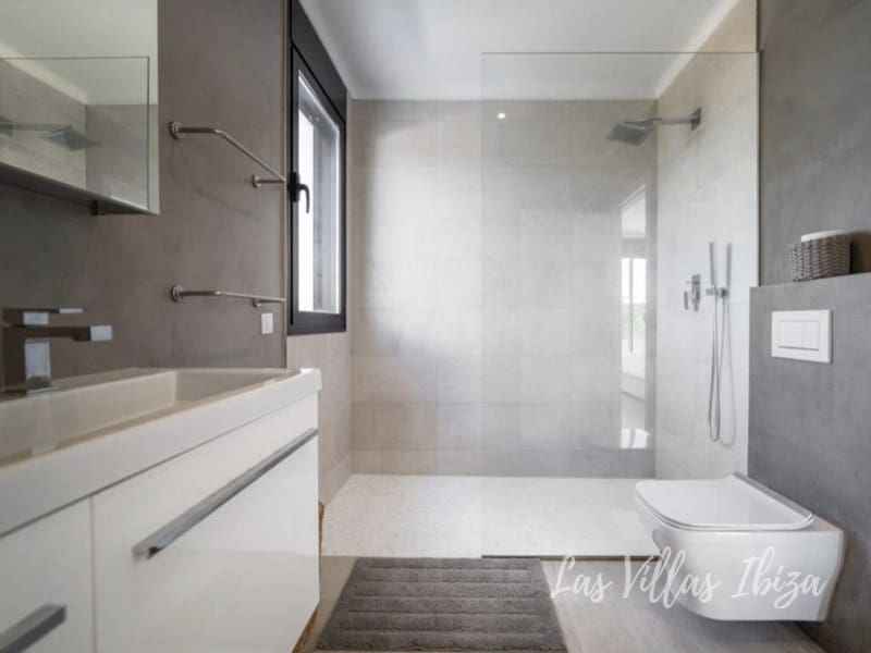 4 sypialnia Willa na sprzedaż w Santa Eulalia / Santa Eularia - 2 090 000 € (Ref: 9349333)